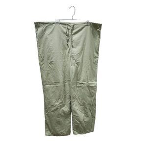 Scrub pants green